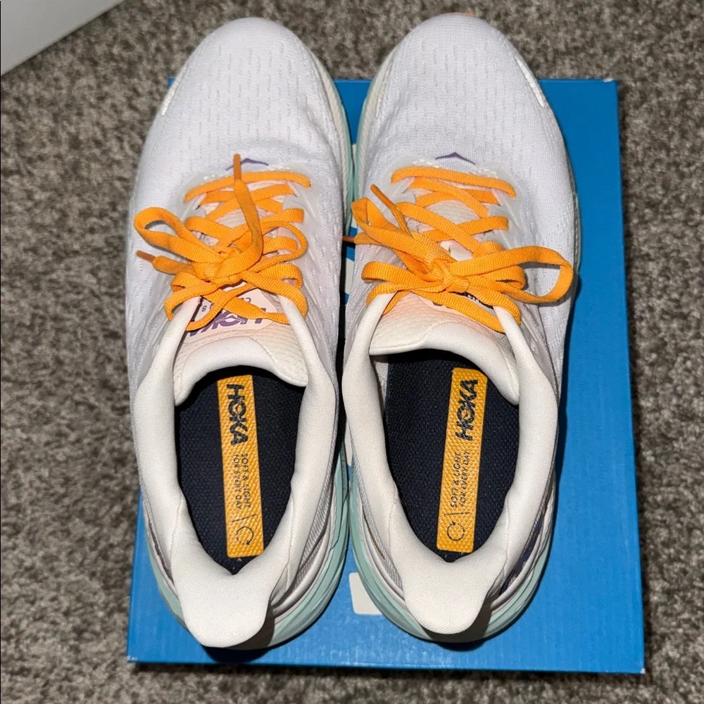 Hoka Clifton 8 - Picture 2 of 5